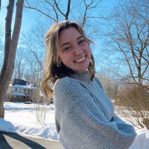 Meet your Posher, Lily